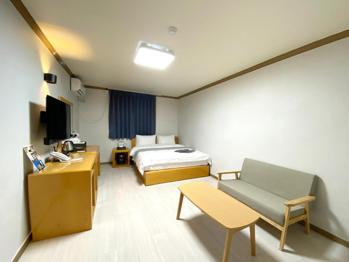 Suanbo Hot Spring Healing Hotel Chungju Ngoại thất bức ảnh